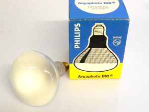 PHILIPS ARGAPHOTO BM 240V 500W E17 LAMP