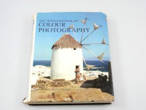 THE TRAVELLERS BOOK OF COLOUR PHOTOGRAPHY – VAN PHILLIPS OWEN THOMAS**