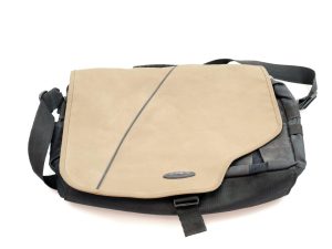 SAMSONITE 16″ LAPTOP BAG**